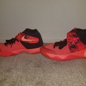 Nike Kyrie 2 Inferno